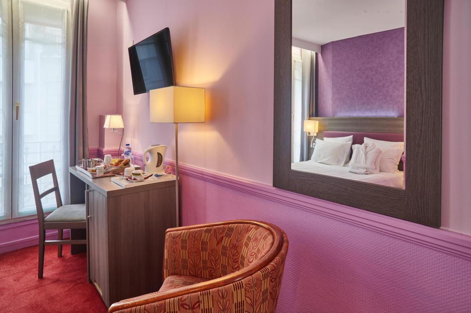 Hotel Poussin Paris Exteriör bild