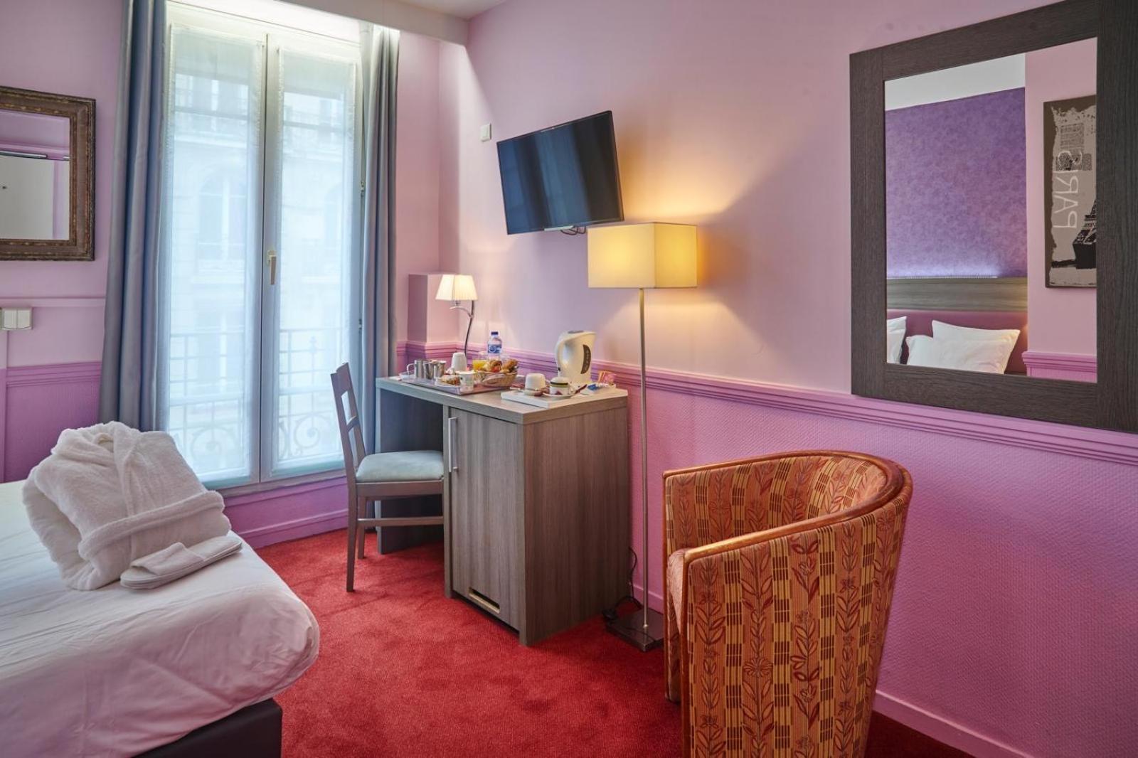 Hotel Poussin Paris Exteriör bild
